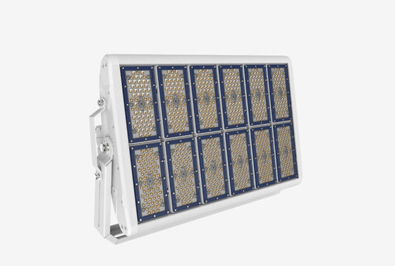 Đèn cột cao 160LM / W-170LM / W, Đèn LED cột cao thực tế