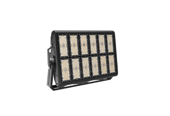 Đèn cột cao 160LM / W-170LM / W, Đèn LED cột cao thực tế