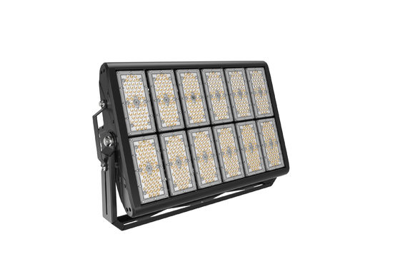 Đèn cột cao 160LM / W-170LM / W, Đèn LED cột cao thực tế