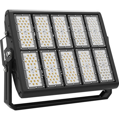 Đèn LED High Mast 400W-500W với khung sắt mạ kẽm nhúng nóng